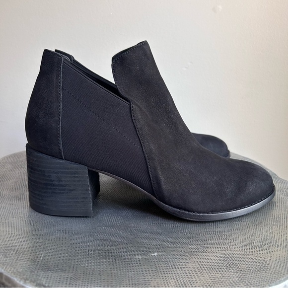 Eileen Fisher~Bayo Black Tumbled Nubuck Leather Booties in size 11 - Picture 12 of 12